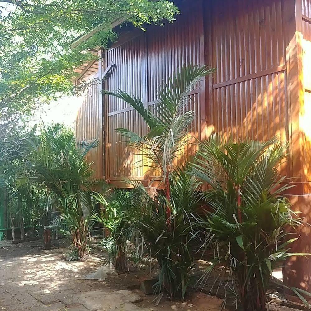 Hotel Wood House Pattaya Exterior foto